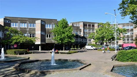 gemeentehuis amstelveen openingstijden